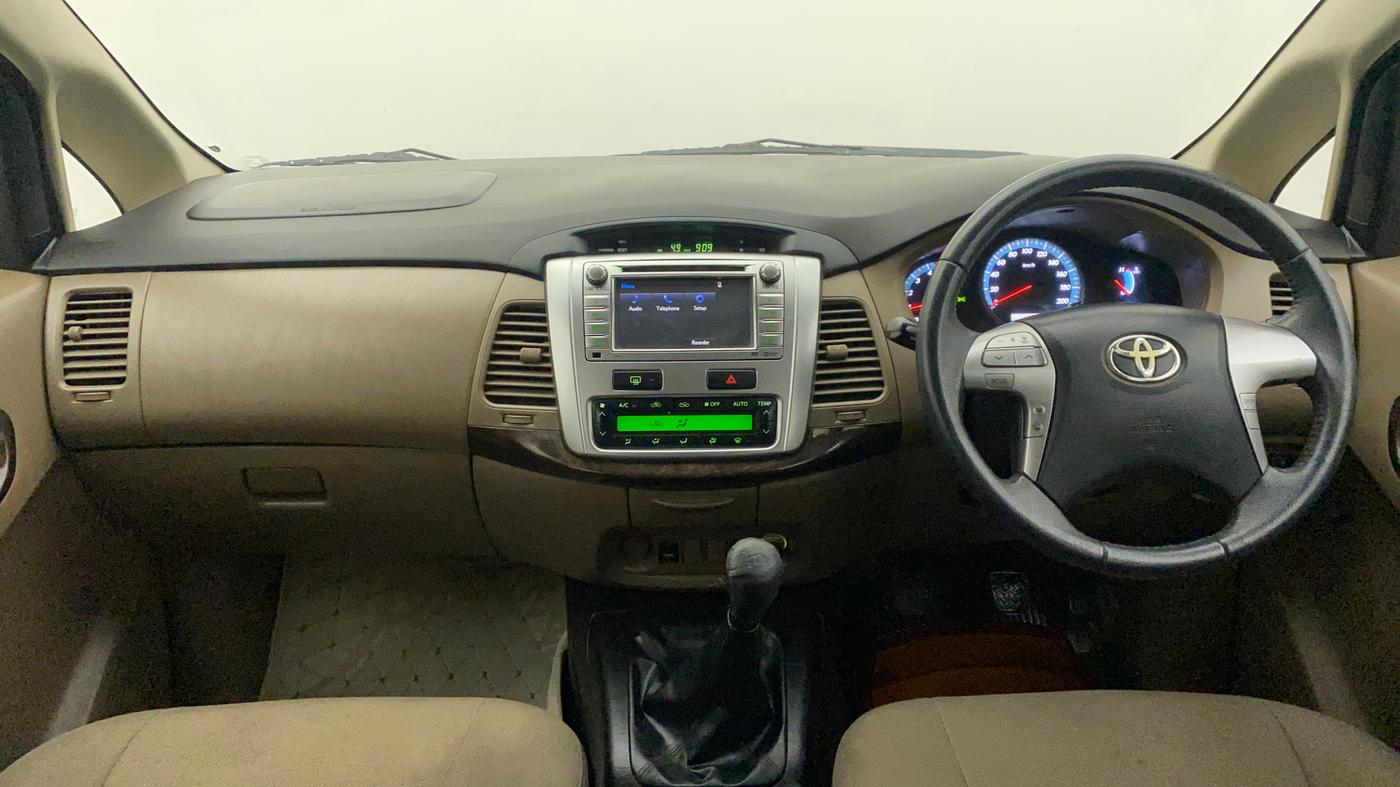 2015 Toyota Innova 2.5 VX 7 STR, Diesel, Manual, 1,21,038 km, Dashboard