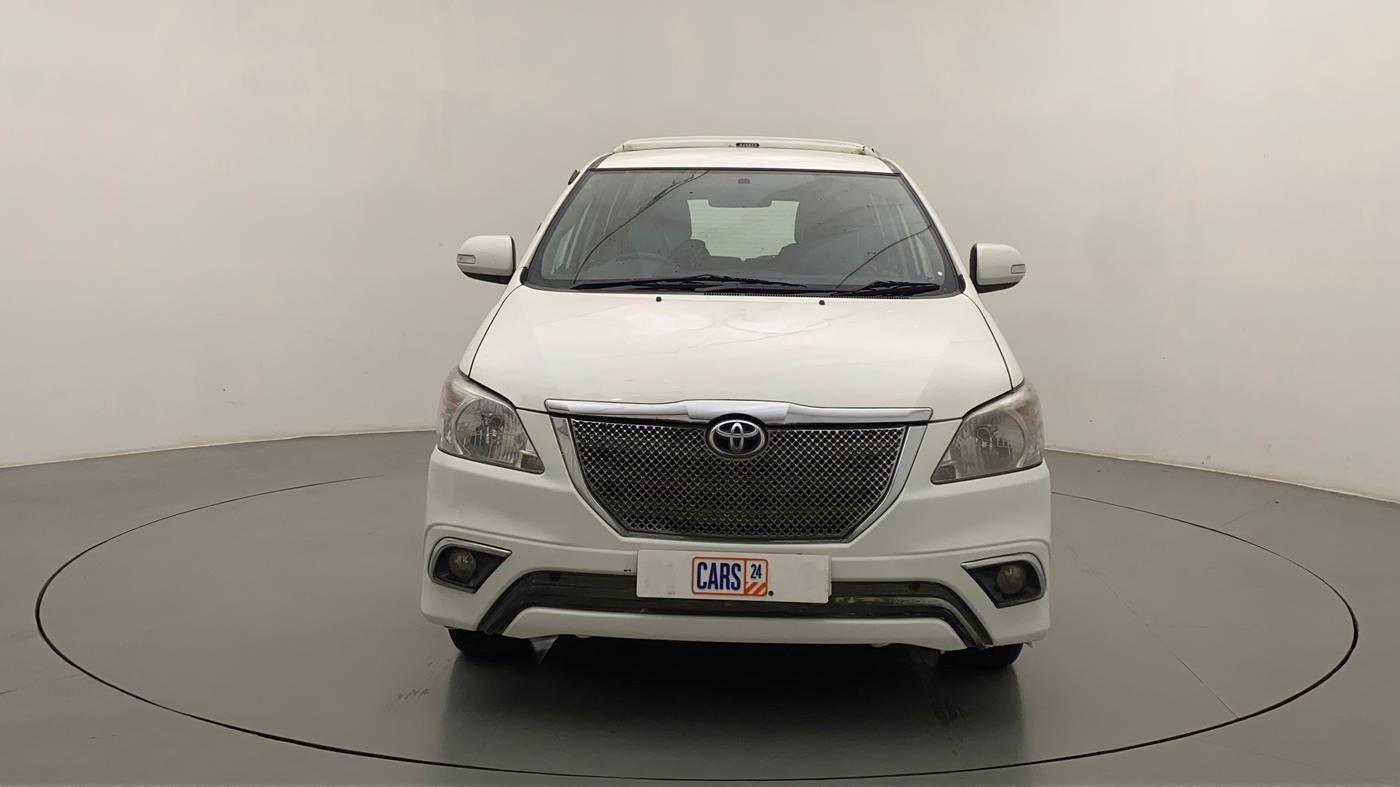 2015 Toyota Innova 2.5 VX 7 STR, Diesel, Manual, 1,21,038 km, Front