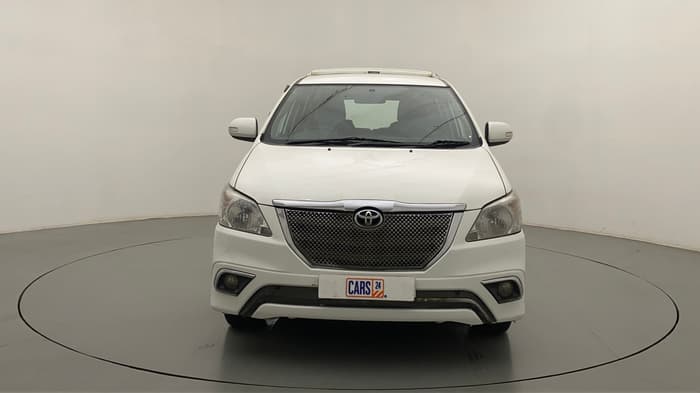 2015 Toyota Innova 2.5 VX 7 STR, Diesel, Manual, 1,21,038 km, Front
