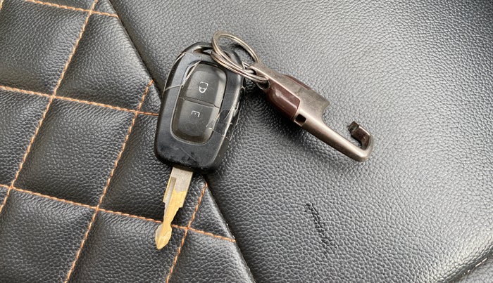 2018 Renault Kwid RXT 0.8 (O), Petrol, Manual, 97,880 km, Key Close Up