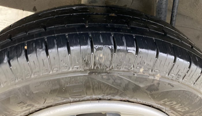 2018 Renault Kwid RXT 0.8 (O), Petrol, Manual, 97,880 km, Right Rear Tyre Tread