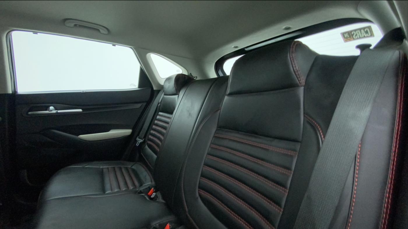 2022 KIA SELTOS HTK PLUS 1.5 IMT, Petrol, Manual, 17,197 km, Right Side Rear Door Cabin