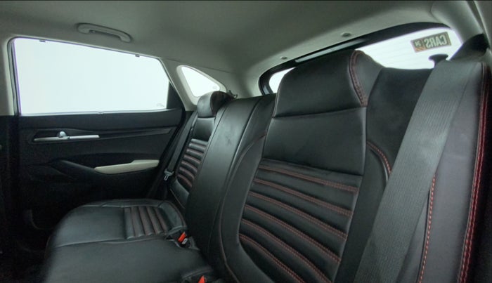 2022 KIA SELTOS HTK PLUS 1.5 IMT, Petrol, Manual, 17,197 km, Right Side Rear Door Cabin