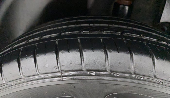 2022 KIA SELTOS HTK PLUS 1.5 IMT, Petrol, Manual, 17,197 km, Left Rear Tyre Tread