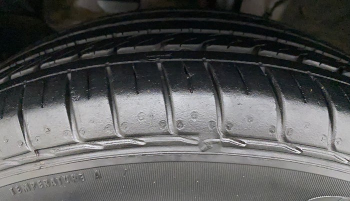 2022 KIA SELTOS HTK PLUS 1.5 IMT, Petrol, Manual, 17,197 km, Left Front Tyre Tread