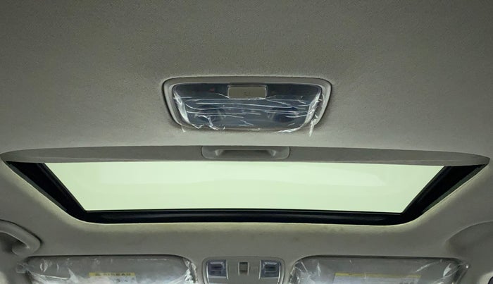 2022 KIA SELTOS HTK PLUS 1.5 IMT, Petrol, Manual, 17,197 km, Moonroof/ Sunroof