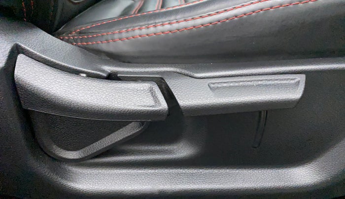 2022 KIA SELTOS HTK PLUS 1.5 IMT, Petrol, Manual, 17,197 km, Driver Side Adjustment Panel