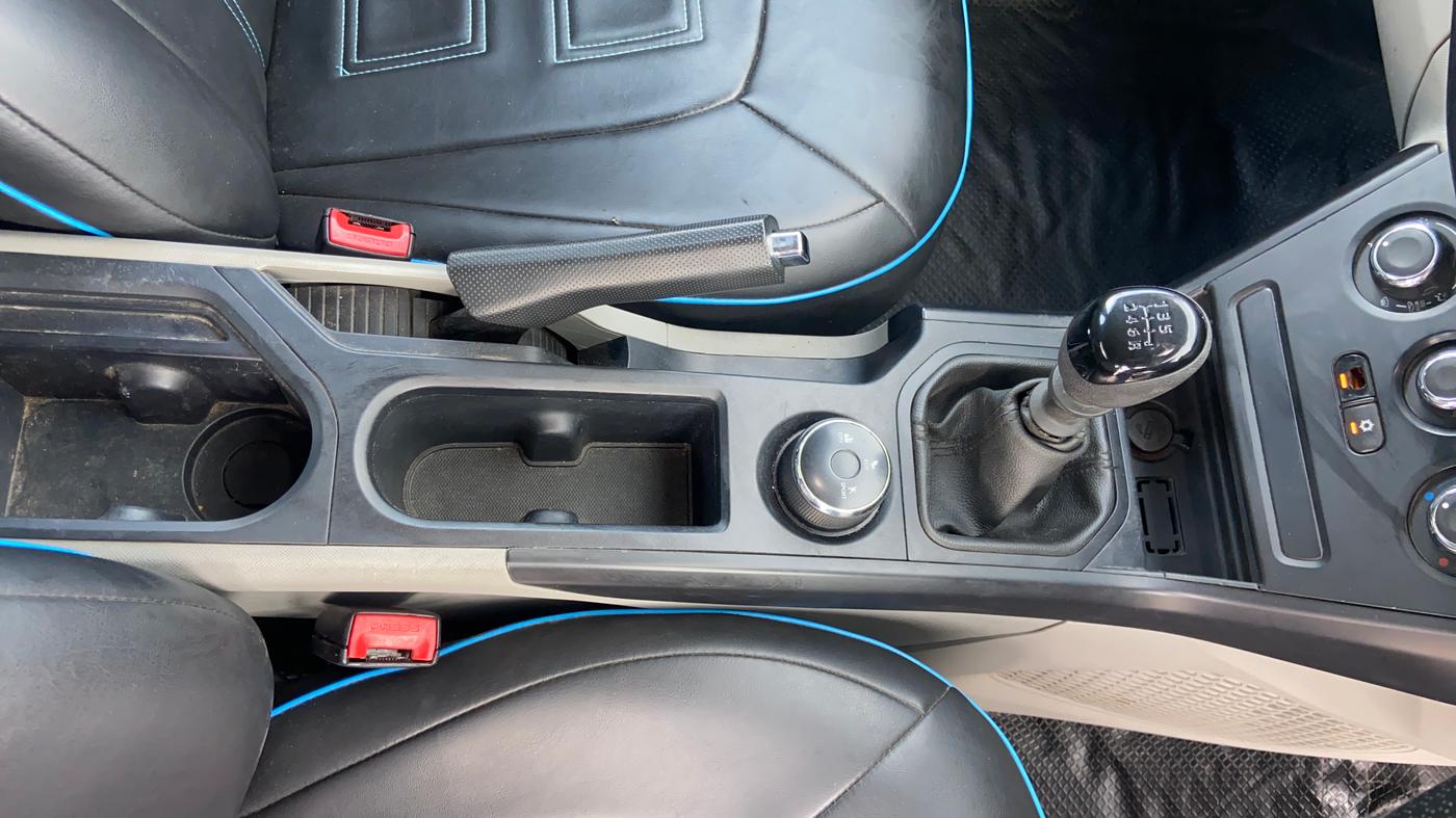 2019 Tata NEXON XE PETROL, Petrol, Manual, 89,717 km, Gear Lever