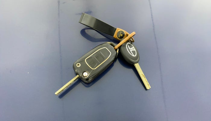 2021 Tata Tiago XZ PLUS PETROL, Petrol, Manual, 60,622 km, Key Close Up