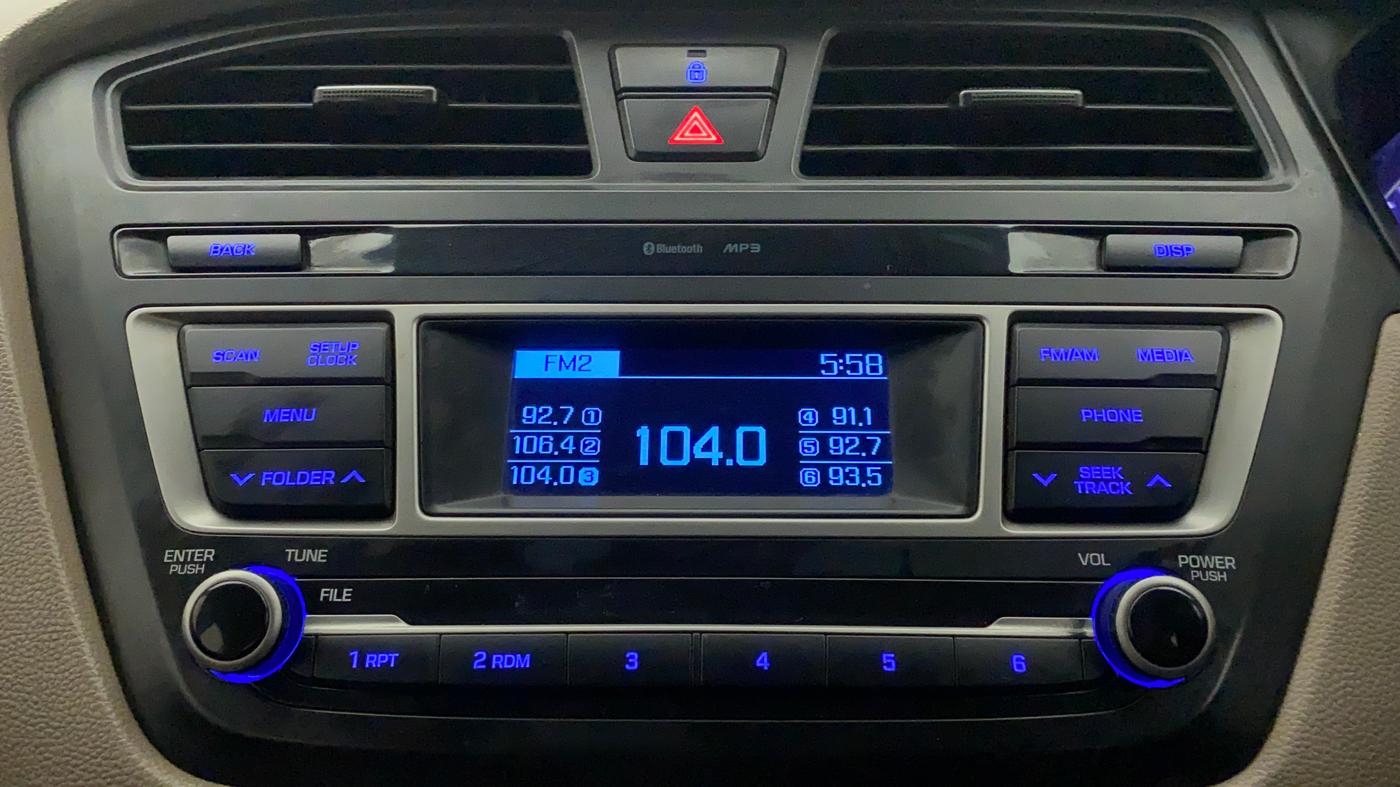 2015 Hyundai Elite i20 MAGNA 1.2, Petrol, Manual, 69,148 km, Infotainment System