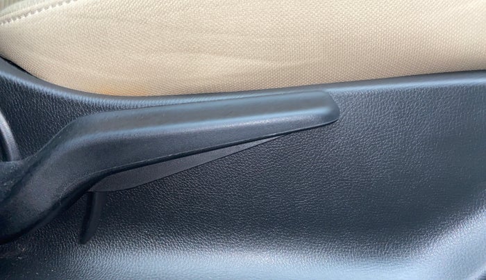 2023 Honda Amaze 1.2L I-VTEC VX CVT, Petrol, Automatic, 12,180 km, Driver Side Adjustment Panel