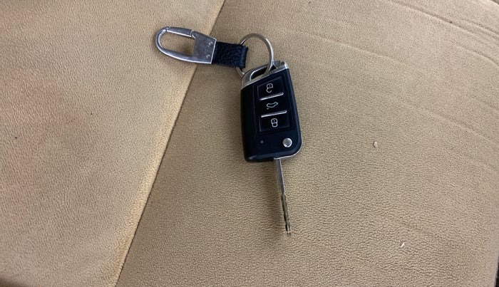 2018 Honda Jazz 1.2L I-VTEC V AT, Petrol, Automatic, 70,111 km, Key Close Up