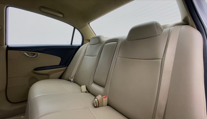 2014 Honda Amaze 1.2 VXMT I VTEC, Petrol, Manual, 76,438 km, Right Side Rear Door Cabin