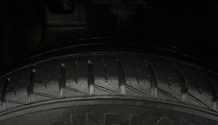 2022 Hyundai GRAND I10 NIOS MAGNA 1.2 KAPPA VTVT, Petrol, Manual, 32,002 km, Left Front Tyre Tread