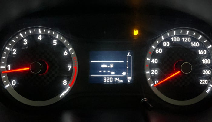 2022 Hyundai GRAND I10 NIOS MAGNA 1.2 KAPPA VTVT, Petrol, Manual, 32,002 km, Odometer Image