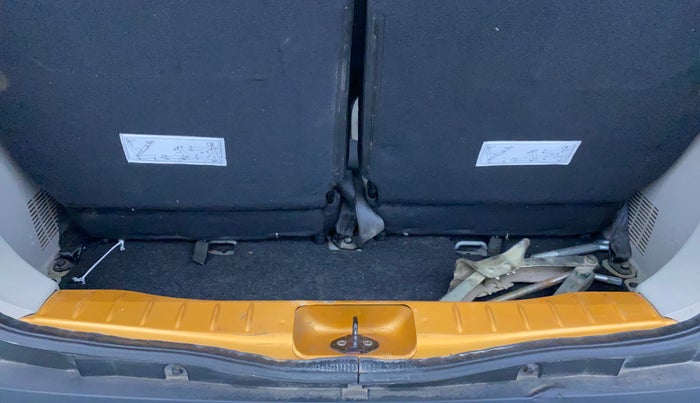 2019 Renault TRIBER RXZ, Petrol, Manual, 51,517 km, Boot Inside