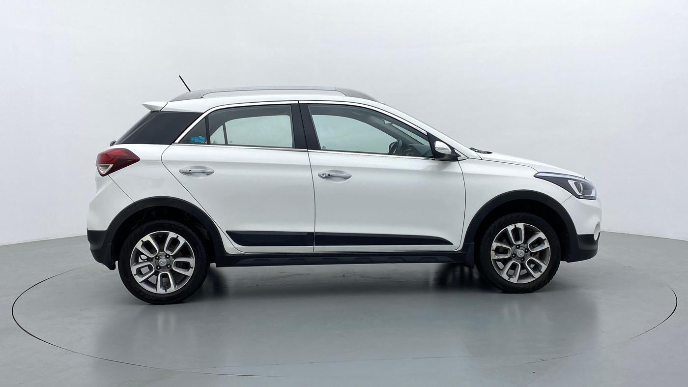 2017 Hyundai i20 Active 1.4 SX, Diesel, Manual, 88,584 km, Right Side