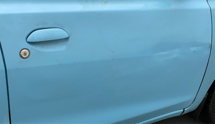 2014 Datsun Go D, Petrol, Manual, 97,917 km, Driver-side door - Slightly dented