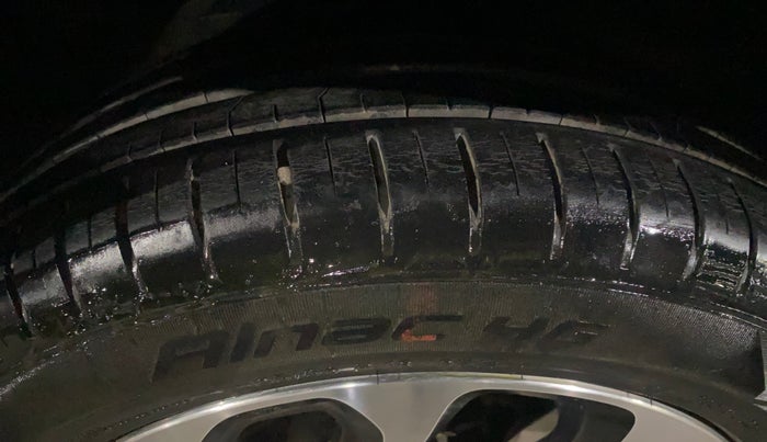 2022 Maruti Baleno ALPHA PETROL 1.2, Petrol, Manual, 25,748 km, Right Front Tyre Tread