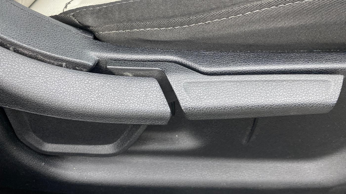 2020 Hyundai Creta S 1.5 PETROL, Petrol, Manual, 9,105 km, Driver Side Adjustment Panel