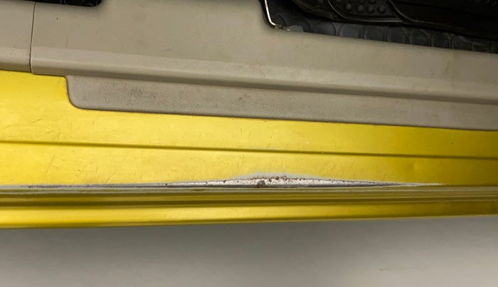 2014 Maruti Celerio VXI AMT, Petrol, Automatic, 87,315 km, Right running board - Minor scratches