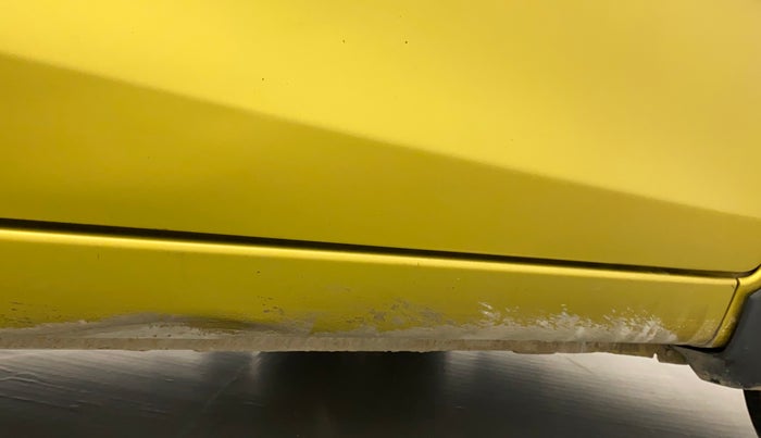 2014 Maruti Celerio VXI AMT, Petrol, Automatic, 87,315 km, Right running board - Paint has minor damage