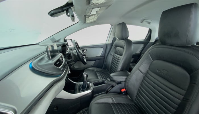 2021 Tata ALTROZ XZ 1.5 RTQ, Diesel, Manual, 38,314 km, Right Side Front Door Cabin