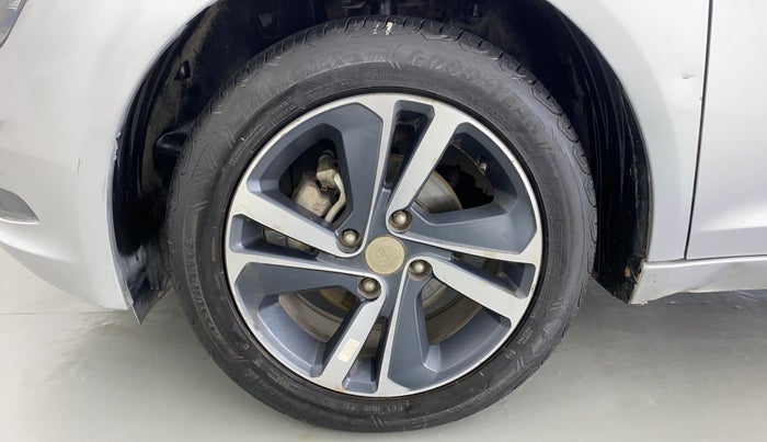 2021 Tata ALTROZ XZ 1.5 RTQ, Diesel, Manual, 38,314 km, Left Front Wheel