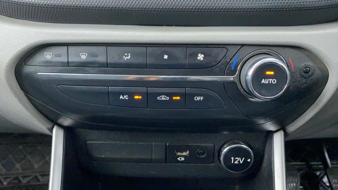 2021 Tata ALTROZ XZ 1.5 RTQ, Diesel, Manual, 38,314 km, Automatic Climate Control