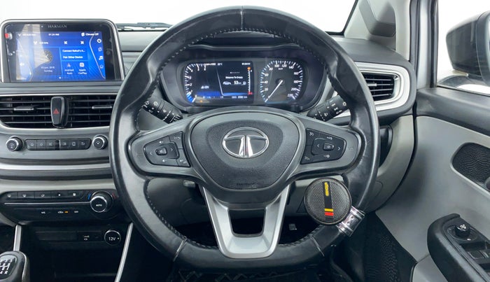 2021 Tata ALTROZ XZ 1.5 RTQ, Diesel, Manual, 38,314 km, Steering Wheel Close Up