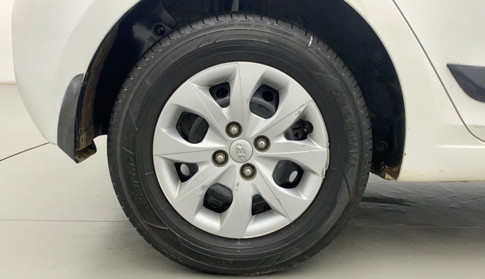 2018 Hyundai Elite i20 MAGNA EXECUTIVE 1.2, CNG, Manual, 78,662 km, Right Rear Wheel
