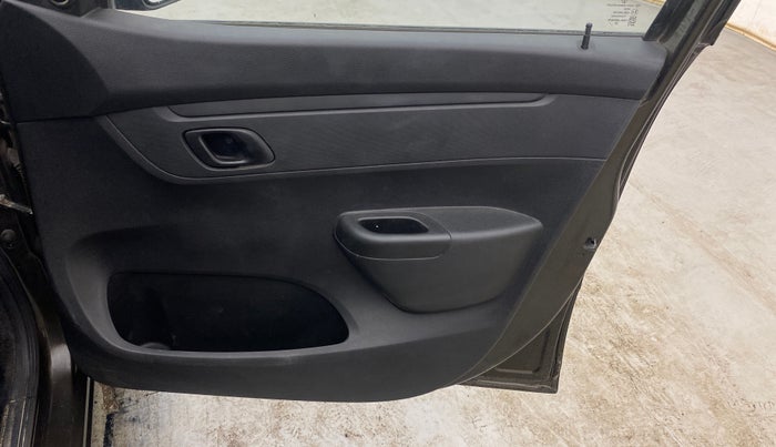 2021 Renault Kwid RXL, Petrol, Manual, 47,164 km, Driver Side Door Panels Control