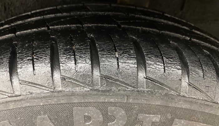 2021 Renault Kwid RXL, Petrol, Manual, 47,164 km, Left Rear Tyre Tread