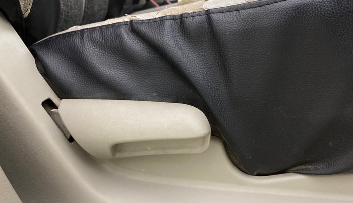 2015 Maruti Celerio VXI, Petrol, Manual, 77,372 km, Driver Side Adjustment Panel