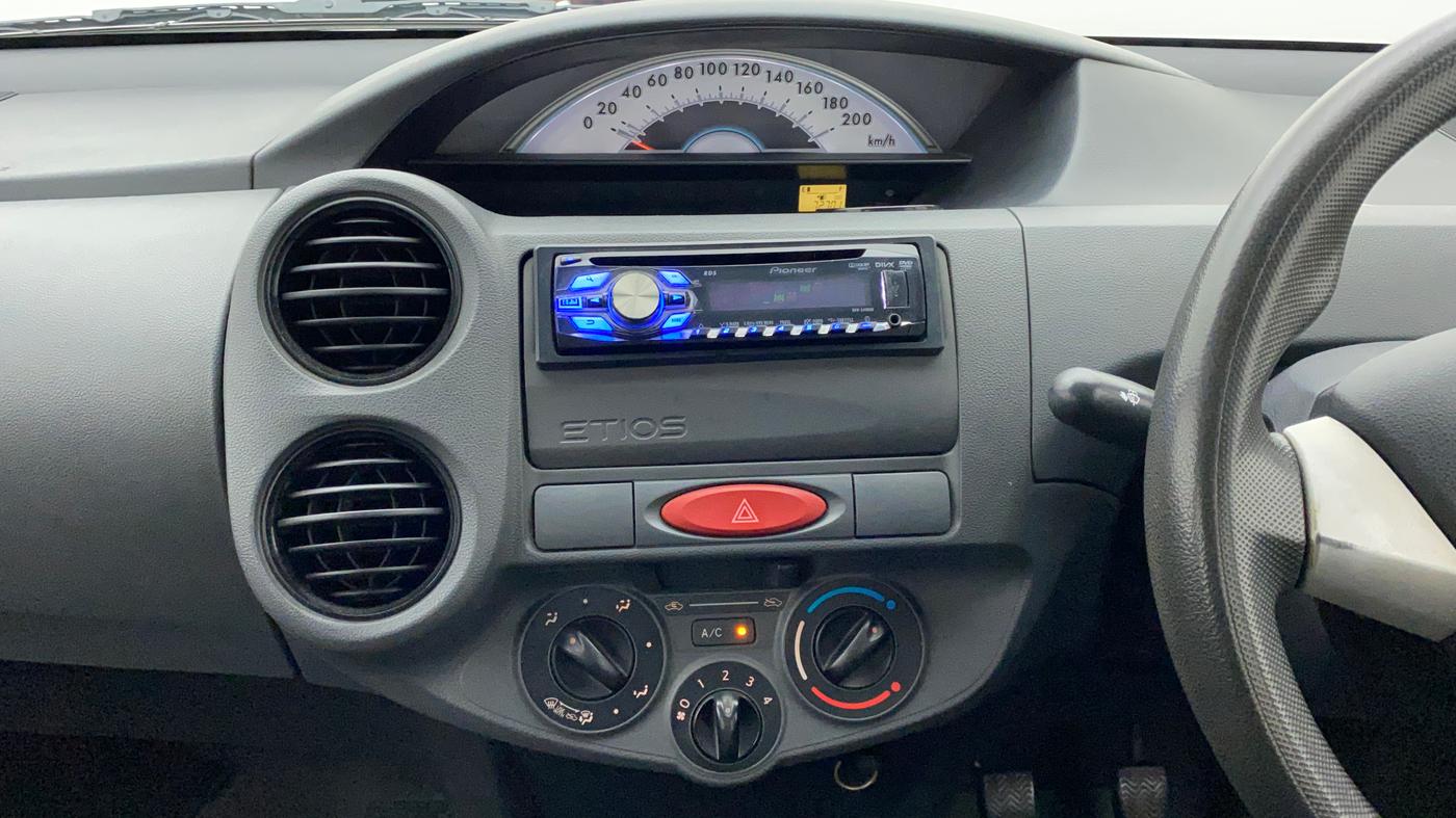 2012 Toyota Etios GD, Diesel, Manual, 72,701 km, Air Conditioner