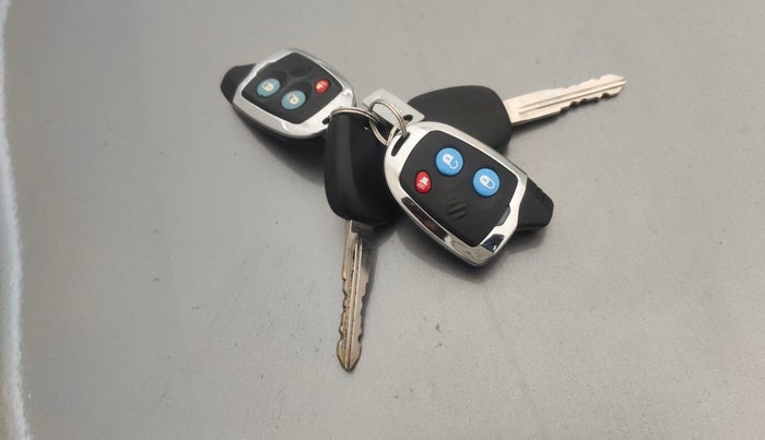 2019 Maruti Celerio VXI (O) CNG, CNG, Manual, 45,353 km, Key Close Up