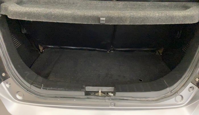 2018 Maruti Wagon R 1.0 VXI, Petrol, Manual, 59,265 km, Boot Inside