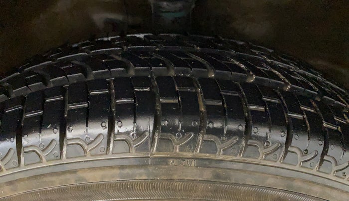 2018 Maruti Wagon R 1.0 VXI, Petrol, Manual, 59,265 km, Right Front Tyre Tread