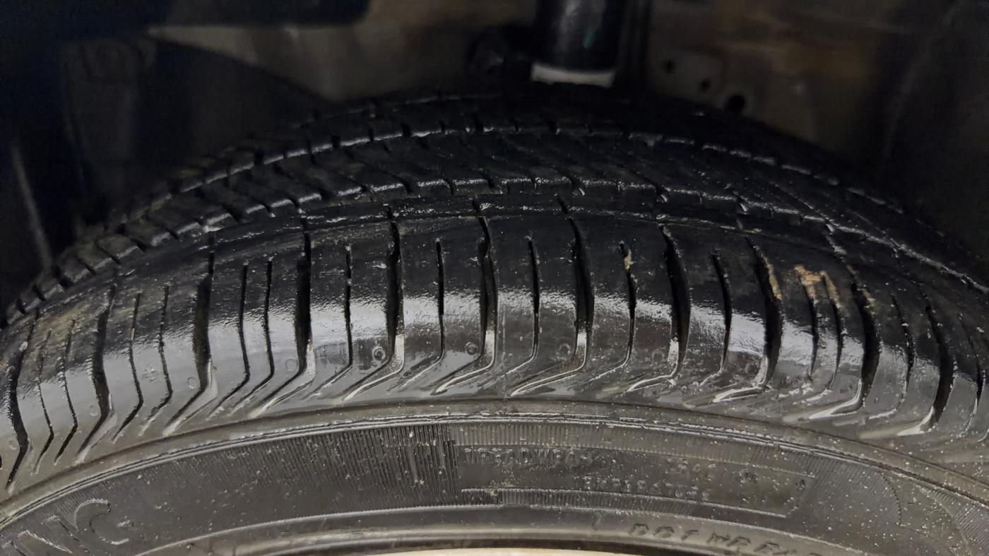 2018 Honda Brio S(O) MT, Petrol, Manual, 48,066 km, Left Front Tyre Tread