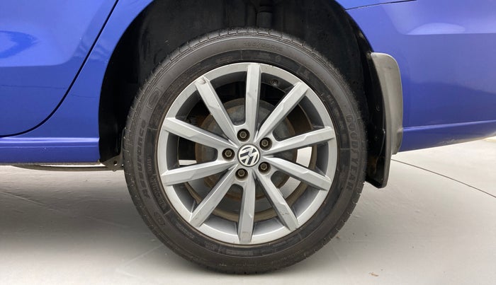 2018 Volkswagen Vento HIGHLINE 1.5 AT, Diesel, Automatic, 50,087 km, Left Rear Wheel