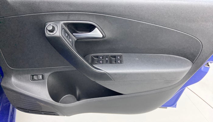 2018 Volkswagen Vento HIGHLINE 1.5 AT, Diesel, Automatic, 50,087 km, Driver Side Door Panels Control