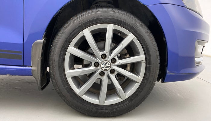 2018 Volkswagen Vento HIGHLINE 1.5 AT, Diesel, Automatic, 50,087 km, Right Front Wheel