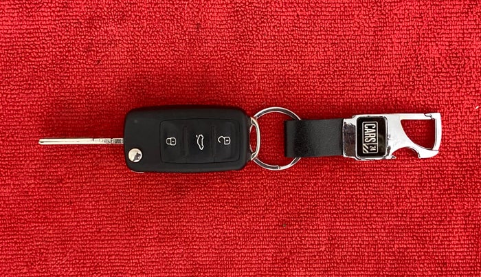 2018 Volkswagen Vento HIGHLINE 1.5 AT, Diesel, Automatic, 50,087 km, Key Close Up