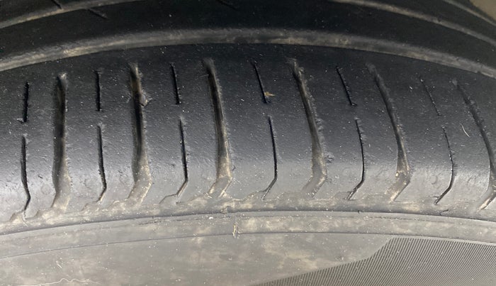 2016 Honda City 1.5L I-VTEC V MT, Petrol, Manual, 97,894 km, Right Front Tyre Tread