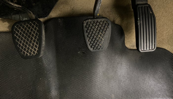 2016 Honda City 1.5L I-VTEC V MT, Petrol, Manual, 97,894 km, Pedals