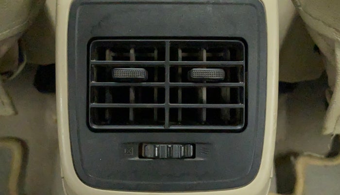 2019 Maruti Dzire VXI, Petrol, Manual, 71,822 km, Rear AC Vents