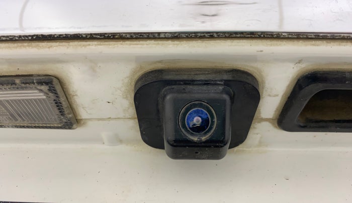 2023 KIA CARENS PRESTIGE 1.5 DIESEL IMT 7 STR, Diesel, Manual, 1,02,184 km, Parking Camera