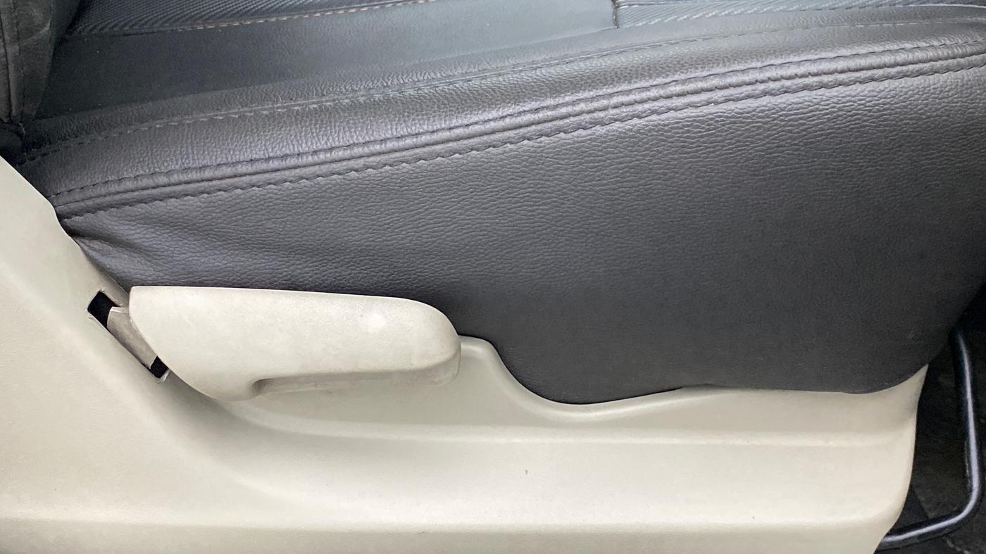 2016 Maruti Celerio VXI (O) AMT, Petrol, Automatic, 63,129 km, Driver Side Adjustment Panel