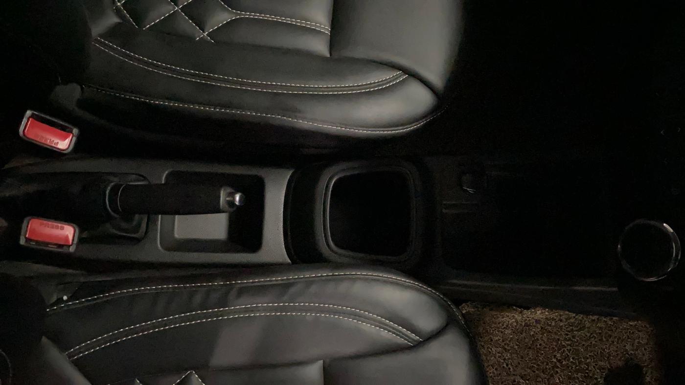 2019 Renault Kwid RXT 1.0 AMT (O), Petrol, Automatic, 97,861 km, Gear Lever
