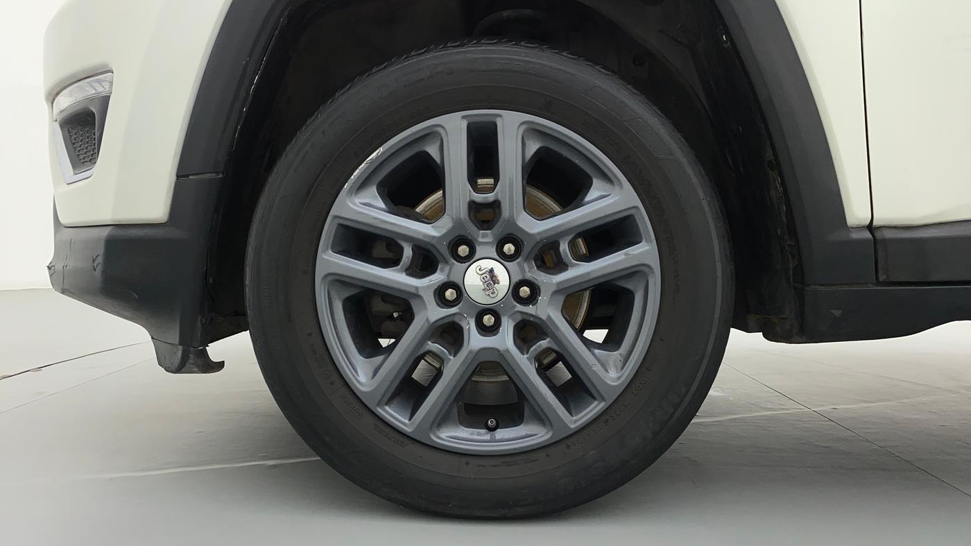 2018 Jeep Compass LIMITED 2.0 4*4, Diesel, Manual, 74,444 km, Left Front Wheel